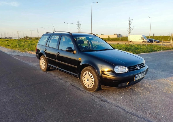 Volkswagen Golf cena 7200 przebieg: 241000, rok produkcji 1999 z Pruszków małe 67